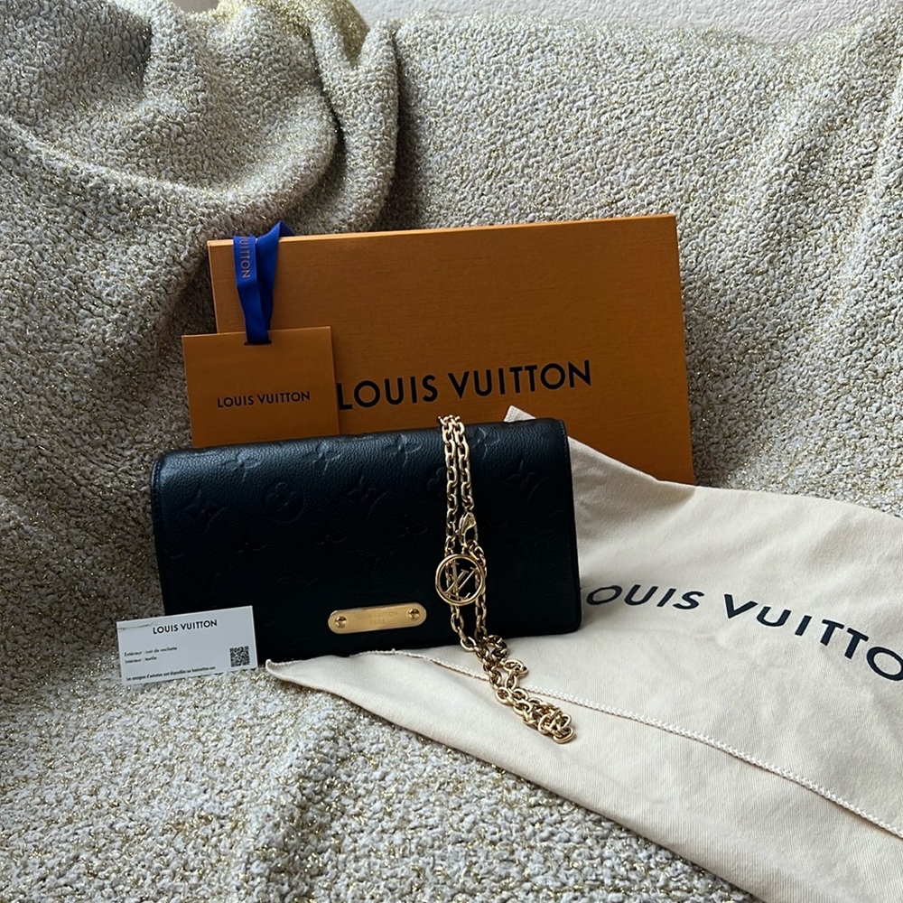 Louis Vuitton Wallet on Chain Lily